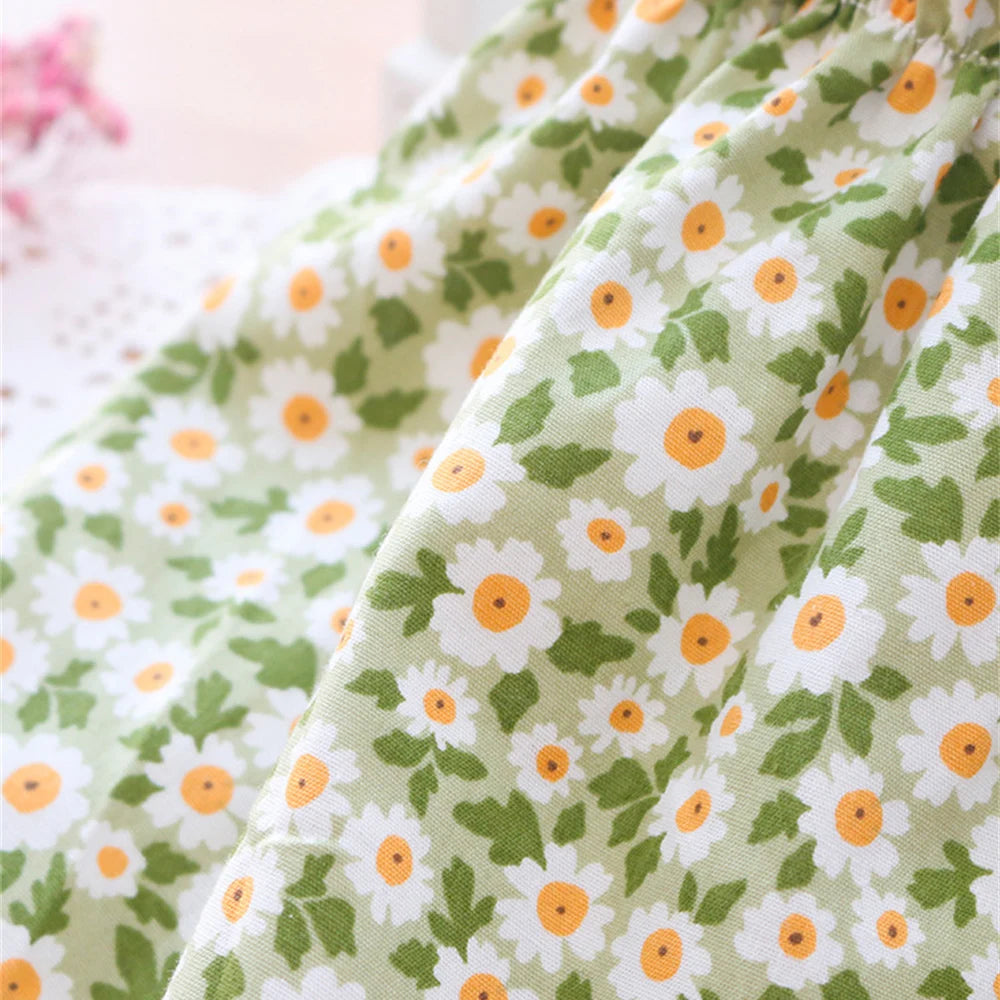 Sommarklänning för Katt, Smådjur & Liten Hund – Blommig Design i Bomull med Hängsel